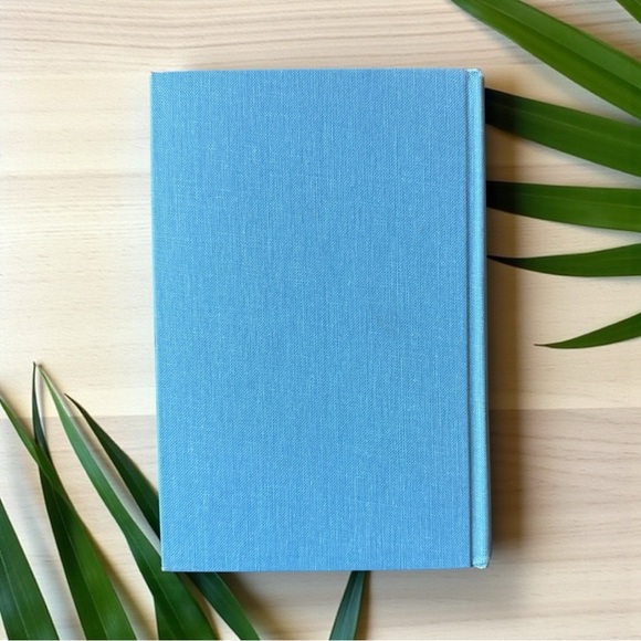 Vintage 1968 The Disney Version: The Life, Times, Art & Commerce of Walt Disney - Picture 3 of 10